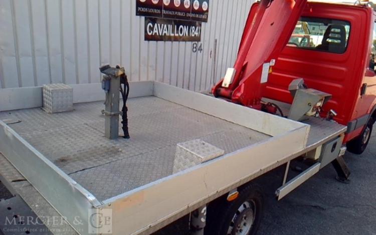 IVECO 35S11  NACELLE SUR VL 16M  2763H MULTITEL 160 ALU/DS ROUGE BY-680-LH