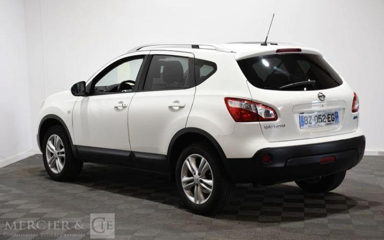 NISSAN QASHQAI 1,5 DCI 110 FAP TEKNA BLANC BZ-052-EG