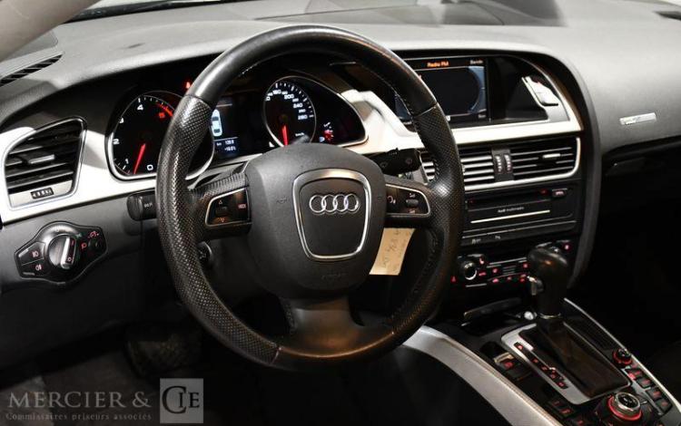 AUDI A5 2,7 TDI NOIR CA-834-DA