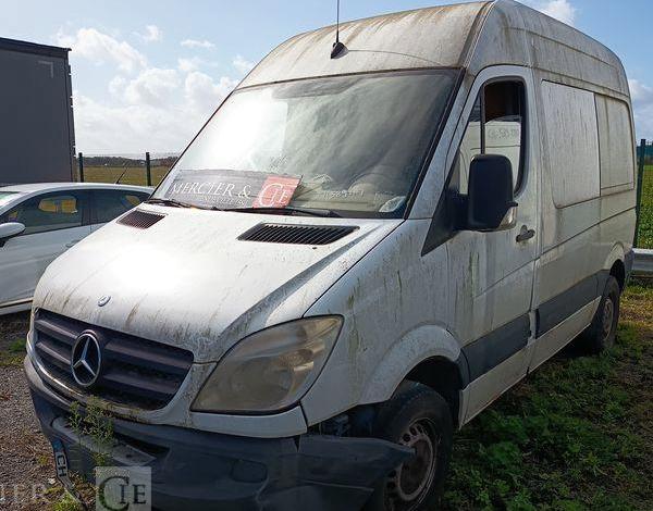 MERCEDES SPRINTER  CH-589-MM