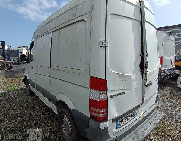 MERCEDES SPRINTER  CH-589-MM