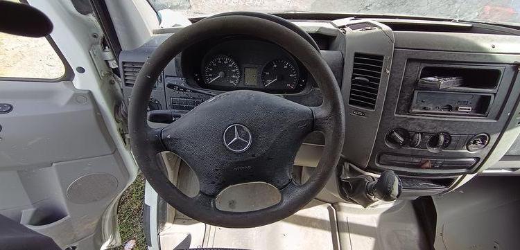 MERCEDES SPRINTER  CH-589-MM