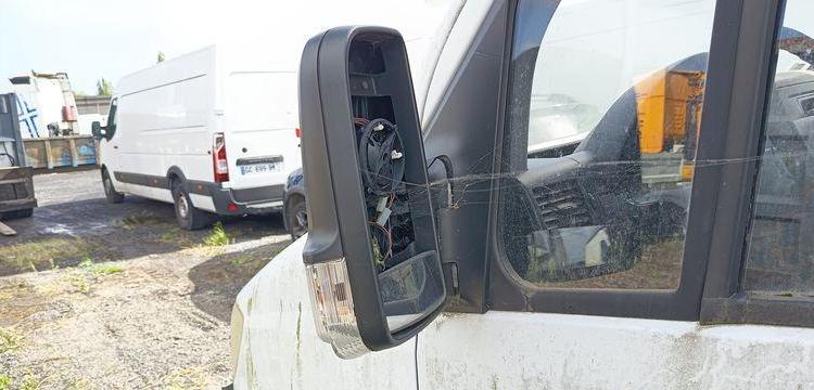 MERCEDES SPRINTER  CH-589-MM