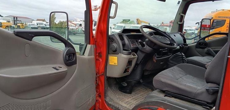 RENAULT MAXITY AVEC NACELLE MULTITEL MT222AZ 22M DIESEL – 3618 HEURES – 55167 KMS ROUGE CM-762-BD