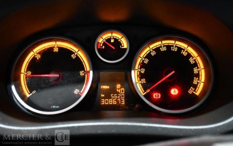 OPEL CORSA 1,3 CDTI 75 ECOFLEX COOL LINE GRIS CP-391-GN