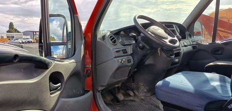 IVECO DAILY 35S11 AVEC NACELLE MULTITEL 160 ALU/DS – 16M – 2755 HEURES – 94713 KMS ROUGE CR-063-RT