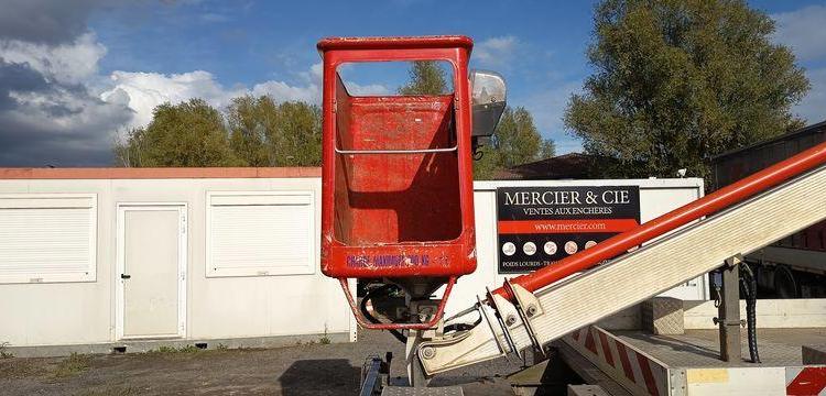 IVECO DAILY 35S11 AVEC NACELLE MULTITEL 160 ALU/DS – 16M – 2755 HEURES – 94713 KMS ROUGE CR-063-RT