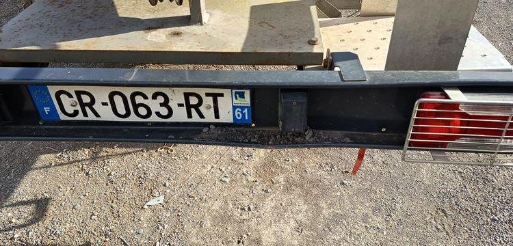 IVECO DAILY 35S11 AVEC NACELLE MULTITEL 160 ALU/DS – 16M – 2755 HEURES – 94713 KMS ROUGE CR-063-RT