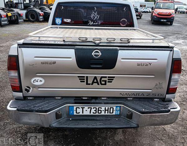 NISSAN KING CAB (D22) 2.5 TDi PICKUP DOUBLE CABINE 133CV – DIESEL – 110975 KMS GRIS CT-736-HD
