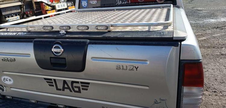 NISSAN KING CAB (D22) 2.5 TDi PICKUP DOUBLE CABINE 133CV – DIESEL – 110975 KMS GRIS CT-736-HD