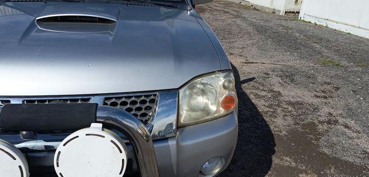 NISSAN KING CAB (D22) 2.5 TDi PICKUP DOUBLE CABINE 133CV – DIESEL – 110975 KMS GRIS CT-736-HD