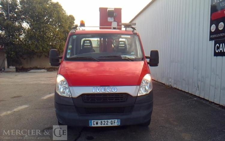 IVECO 35S11 AVEC NACELLE MULTITEL MX170 16M  CW-822-QF
