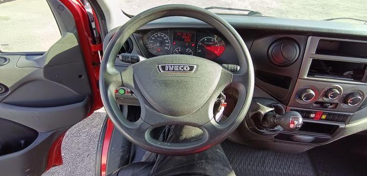 IVECO 35S  AVEC NACELLE 22M  CX-549-MC