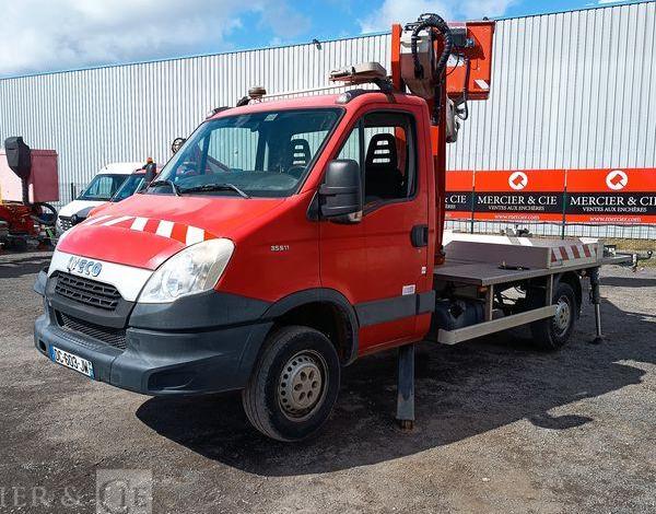 IVECO 35S12 AVEC NACELLE MULTITEL MT202DS 20M  DC-603-JW