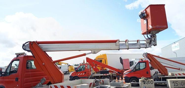 IVECO 35S12 AVEC NACELLE MULTITEL MT202DS 20M  DC-603-JW