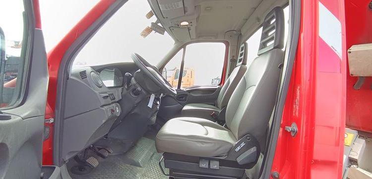 IVECO 35S11  AVEC NACELLE 18 M  DC-938-EW