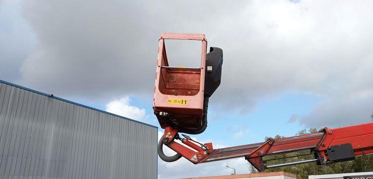 IVECO 35S11  AVEC NACELLE 18 M  DC-938-EW