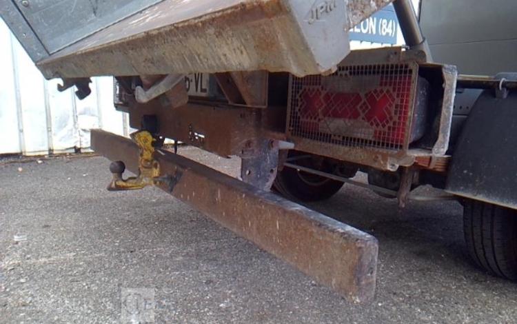 IVECO 35C13 BENNE SIMPLE CABINE COFFRE ROUGE DD-526-VL