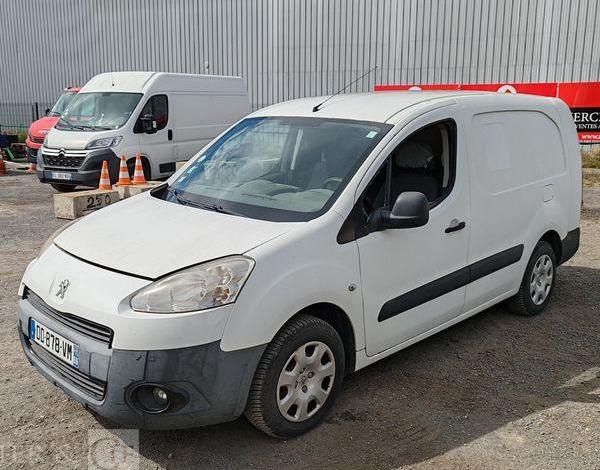 PEUGEOT PARTNER  L2  1.6 HDI 8V FAP FOURGON 90CV – DIESEL – 209096 KMS – ANNEE 2014 BLANC DD-878-VM