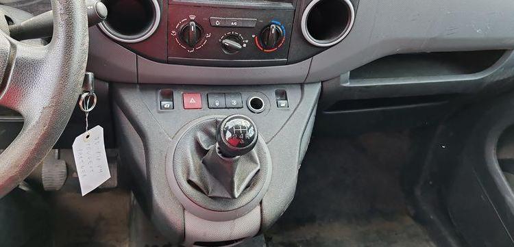 PEUGEOT PARTNER  L2  1.6 HDI 8V FAP FOURGON 90CV – DIESEL – 209096 KMS – ANNEE 2014 BLANC DD-878-VM