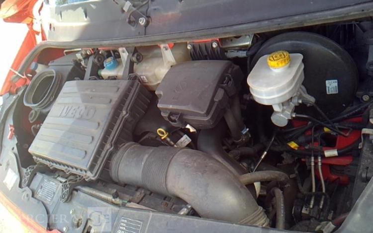 IVECO 35C13 BENNE SIMPLE CABINE COFFRE ROUGE DE-682-AJ