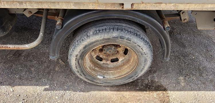 IVECO DAILY 35C13 BENNE AVEC COFFRE ACIER DIESEL – 166379 KMS – ANNEE 2014 ROUGE DE-889-FV