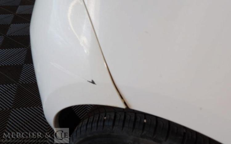 TOYOTA YARIS 1,4 D4D 90 LUNA PACK BVA BLANC DG-027-JT