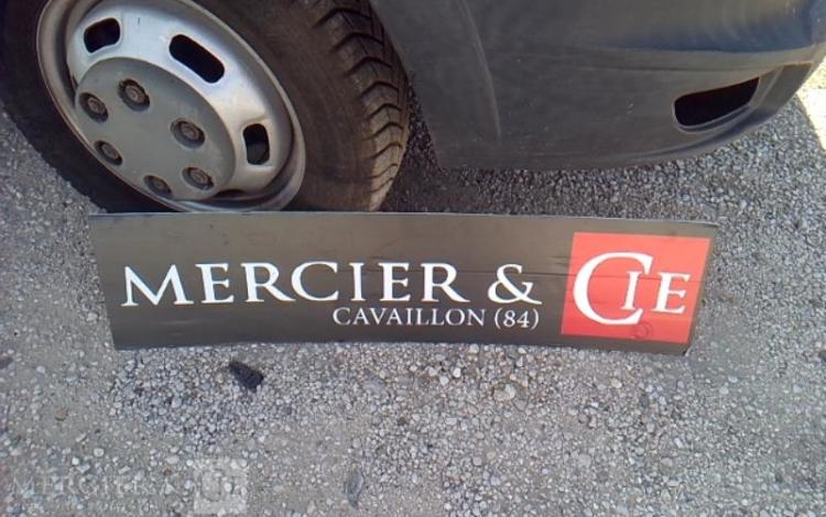 IVECO 35C13 BENNE  SIMPLE CABINE COFFRE ROUGE DH-651-QF
