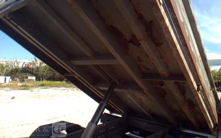 IVECO 35C13 BENNE  SIMPLE CABINE COFFRE ROUGE DH-651-QF