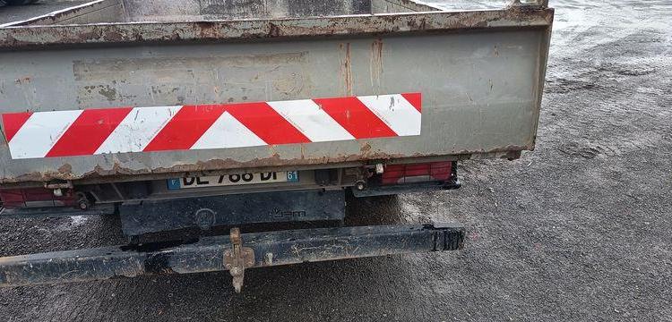 IVECO DAILY BENNE AVEC COFFRE AICIER DIESEL BLANC DL-788-DP