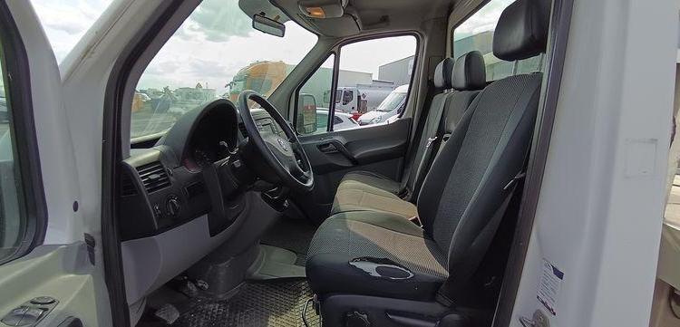VOLKSWAGEN CRAFTER 35 2.0 TDi DPF 136 CV DEPANNEUSE – PTAC 3,5 T – DIESEL – 161538 KMS – BLANC DQ-052-MS