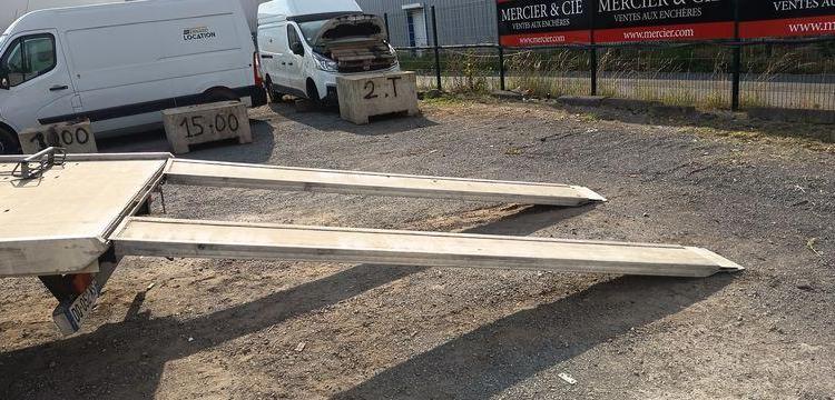 VOLKSWAGEN CRAFTER 35 2.0 TDi DPF 136 CV DEPANNEUSE – PTAC 3,5 T – DIESEL – 161538 KMS – BLANC DQ-052-MS