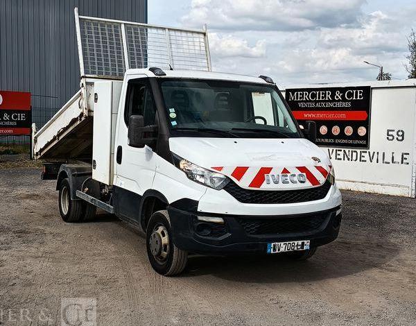 IVECO DAILY 35C13 2.3 LD 16V 126 CV BENNE AVEC COFFRE ACIER DIESEL – 171362 KMS BLANC DV-708-LQ