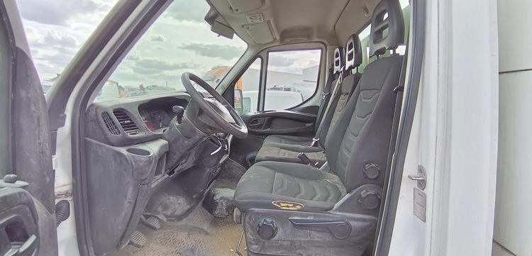 IVECO DAILY 35C13 2.3 LD 16V 126 CV BENNE AVEC COFFRE ACIER DIESEL – 171362 KMS BLANC DV-708-LQ