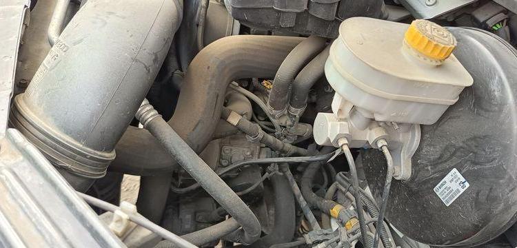 IVECO DAILY 35C13 2.3 LD 16V 126 CV BENNE AVEC COFFRE ACIER DIESEL – 171362 KMS BLANC DV-708-LQ
