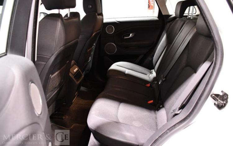 LAND ROVER RANGE ROVER EVOQUE 2,0 ED4 150CH PURE 2WD BLANC DY-062-FG