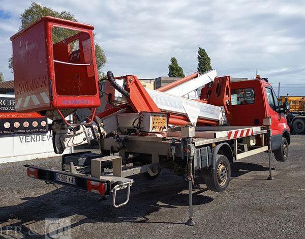 MULTITEL DAILY AVEC NACELLE MULTITEL MX250 25M – NON ROULANT  DZ-988-XH