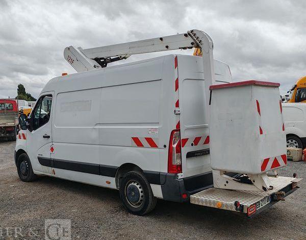 RENAULT MASTER AVEC NACELLE FRANCE ELEC 121F 12A14M BLANC EB-210-AN