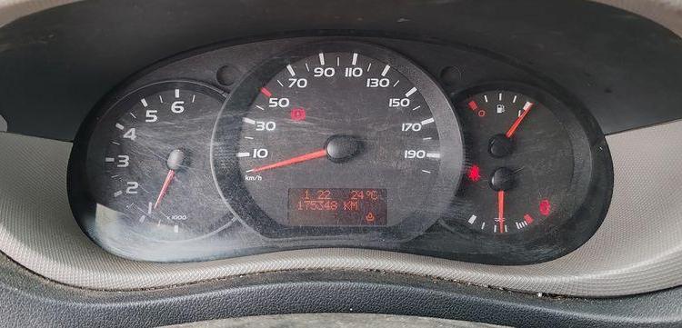 RENAULT MASTER AVEC NACELLE FRANCE ELEC 121F 12 M – 1371 HEURES – 175347 KMS – AN 2016 BLANC EB-210-AN