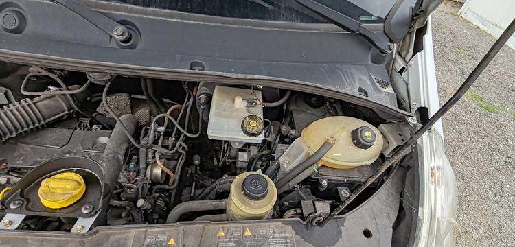 RENAULT MASTER AVEC NACELLE FRANCE ELEC 121F 12 M – 1371 HEURES – 175347 KMS – AN 2016 BLANC EB-210-AN