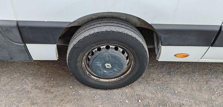 RENAULT MASTER AVEC NACELLE FRANCE ELEC 121F 12 M – 1371 HEURES – 175347 KMS – AN 2016 BLANC EB-210-AN