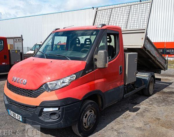 IVECO DAILY BENNE SIMPLE CABINE COFFRE  EB-886-EV