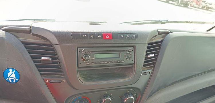 IVECO DAILY BENNE SIMPLE CABINE COFFRE  EB-886-EV
