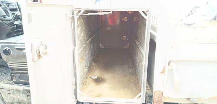 IVECO DAILY BENNE SIMPLE CABINE COFFRE  EB-886-EV