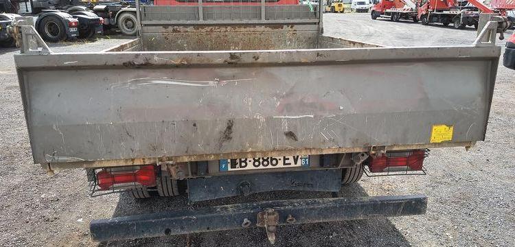 IVECO DAILY BENNE SIMPLE CABINE COFFRE  EB-886-EV