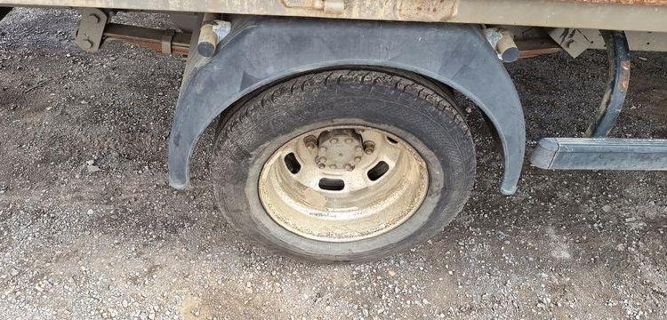 IVECO DAILY BENNE SIMPLE CABINE COFFRE  EB-886-EV