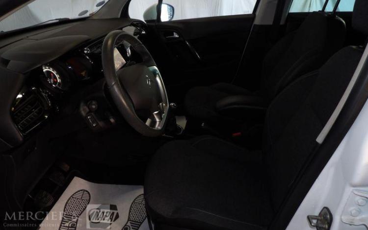 CITROEN C3 GENERATION-II 1.2 PURETECH 80CH EXCLUSIVE BLANC ED-247-YK