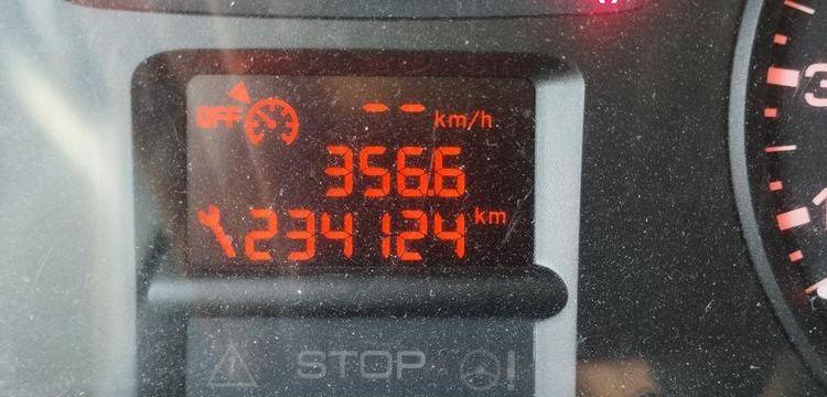 CITROEN BERLINGO UTILITAIRE PHASE 2 L1 600 KG 1,6 HDI FAP 90CV – DIESEL – 234124 KMS BLANC ED-956-EK