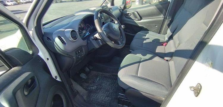 CITROEN BERLINGO UTILITAIRE PHASE 2 L1 600 KG 1,6 HDI FAP 90CV – DIESEL – 234124 KMS BLANC ED-956-EK