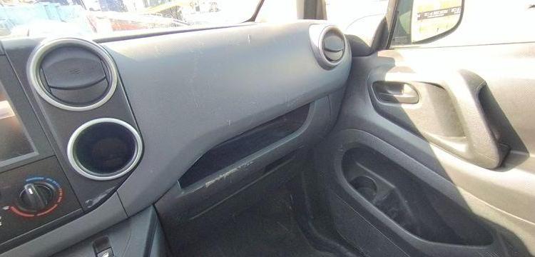 CITROEN BERLINGO UTILITAIRE PHASE 2 L1 600 KG 1,6 HDI FAP 90CV – DIESEL – 234124 KMS BLANC ED-956-EK
